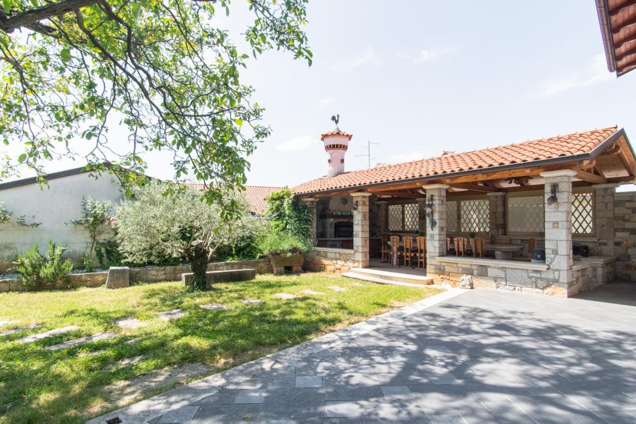 Villa Hermes Art Dutovlje Exterior foto
